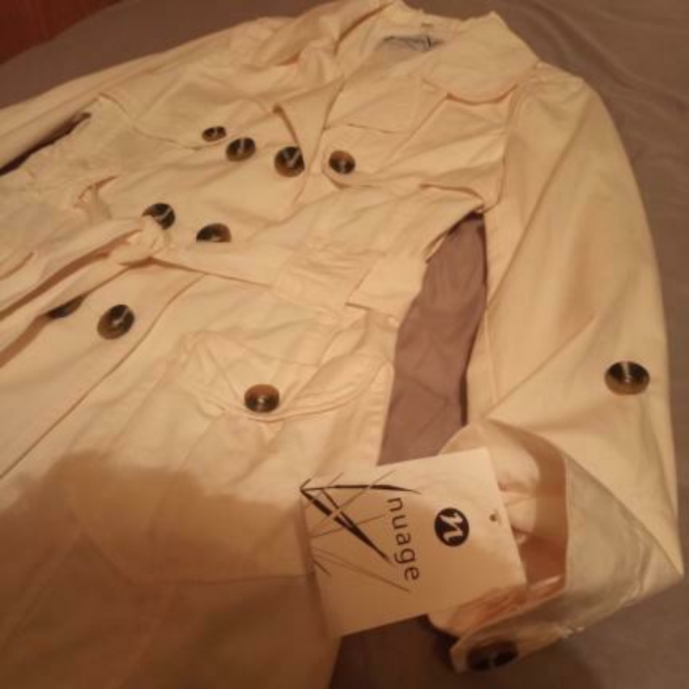 Nuage Trench coat